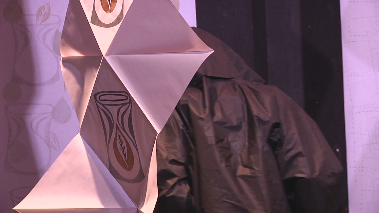 Noru Ka Soru Ka in Performance