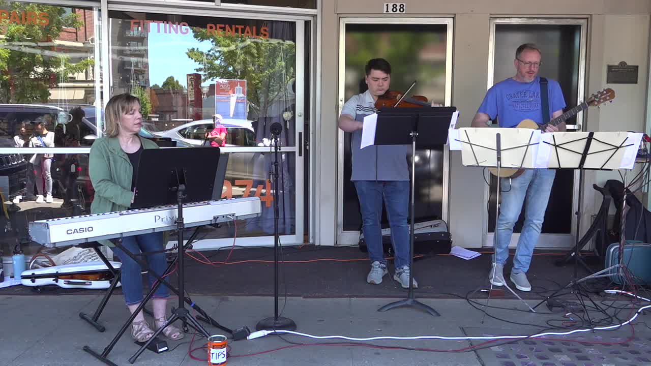 Thumbnail image for Make Music Day 2023 Street Scenes - Amy Harris and Friends