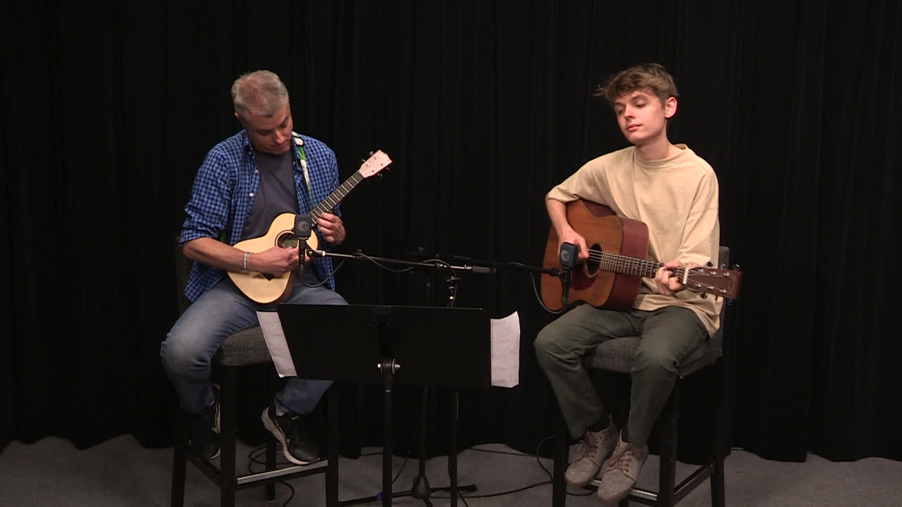 Uke & Guitar - If You Could Read My Mind