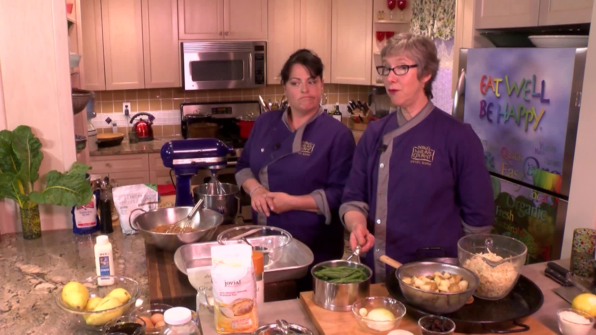 Thumbnail image for Eat Well Be Happy Episode 303 - cheesy potatoes, watercress salad, and pear gingerbread with molasses