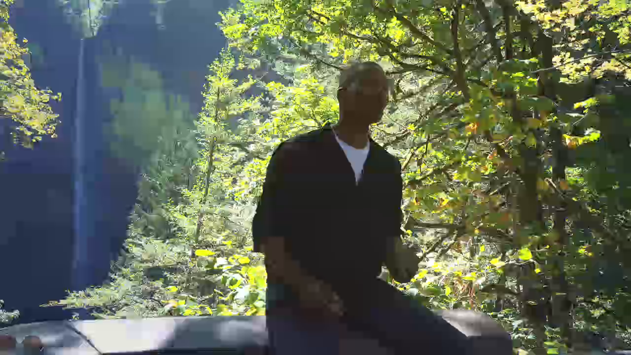 Thumbnail image for Donald Cobbs singing One Nation Under God at Crown Point in the Columbia Gorge