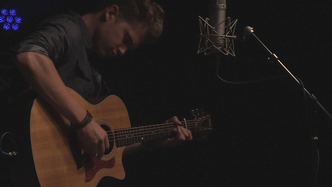 Local Roots - Danny Vee